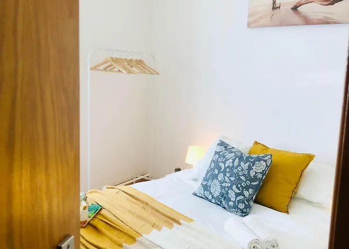 Quarto Com Vista Do Rio Tejo Lisbon